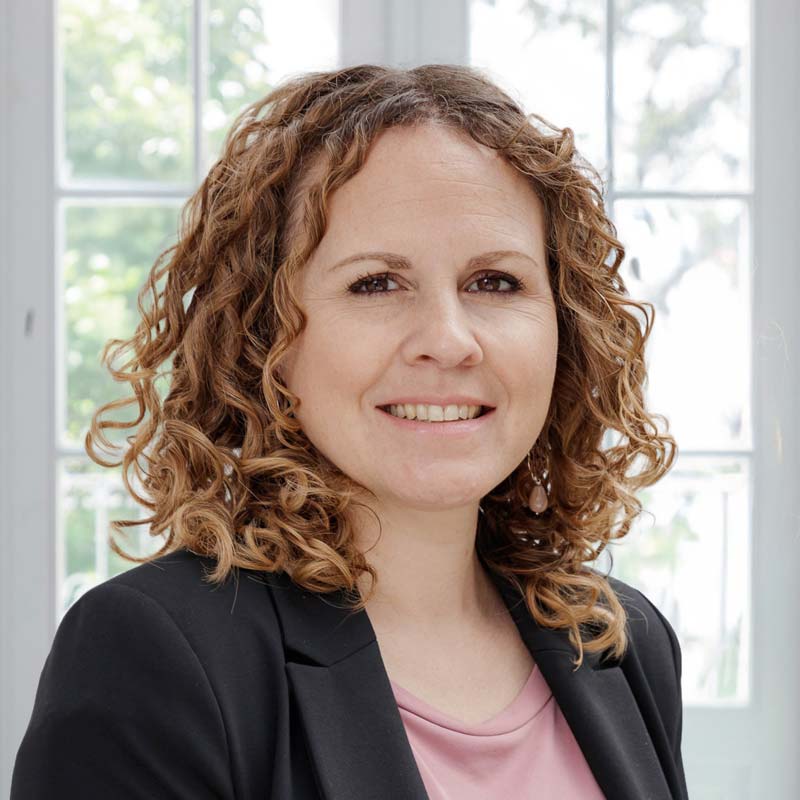 Olivia Mayer Niepel Olivia Mayer Niepel